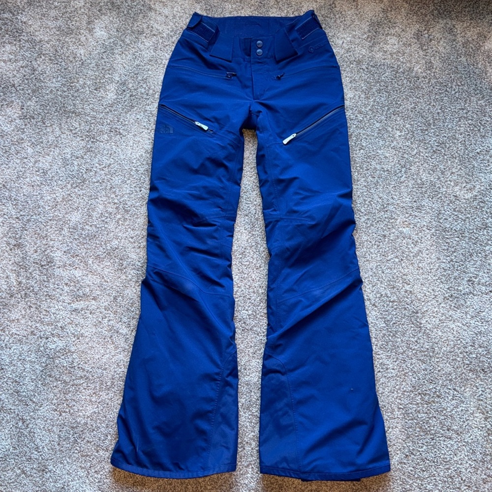 Women’s NorthFace snow pants